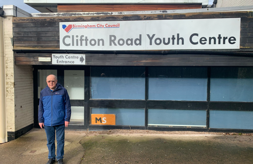 Cllr David Pears outside Cliffton Road Youth Centre
